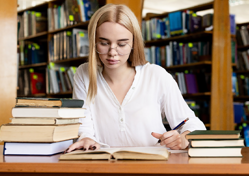 Experience-Excellence-With-Our-Expert-Online-Classes-Takers-From-USA